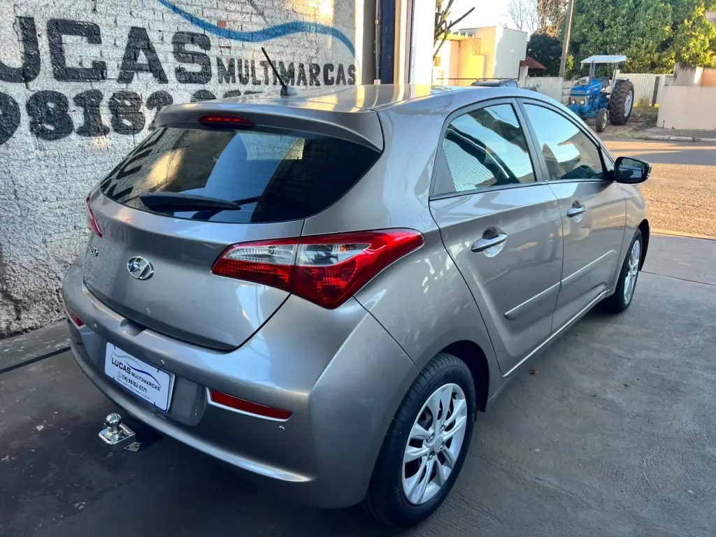 HYUNDAI HB 20 Hatch - Foto