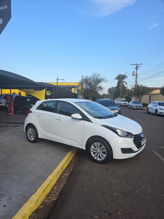 HYUNDAI HB 20 Hatch - Foto