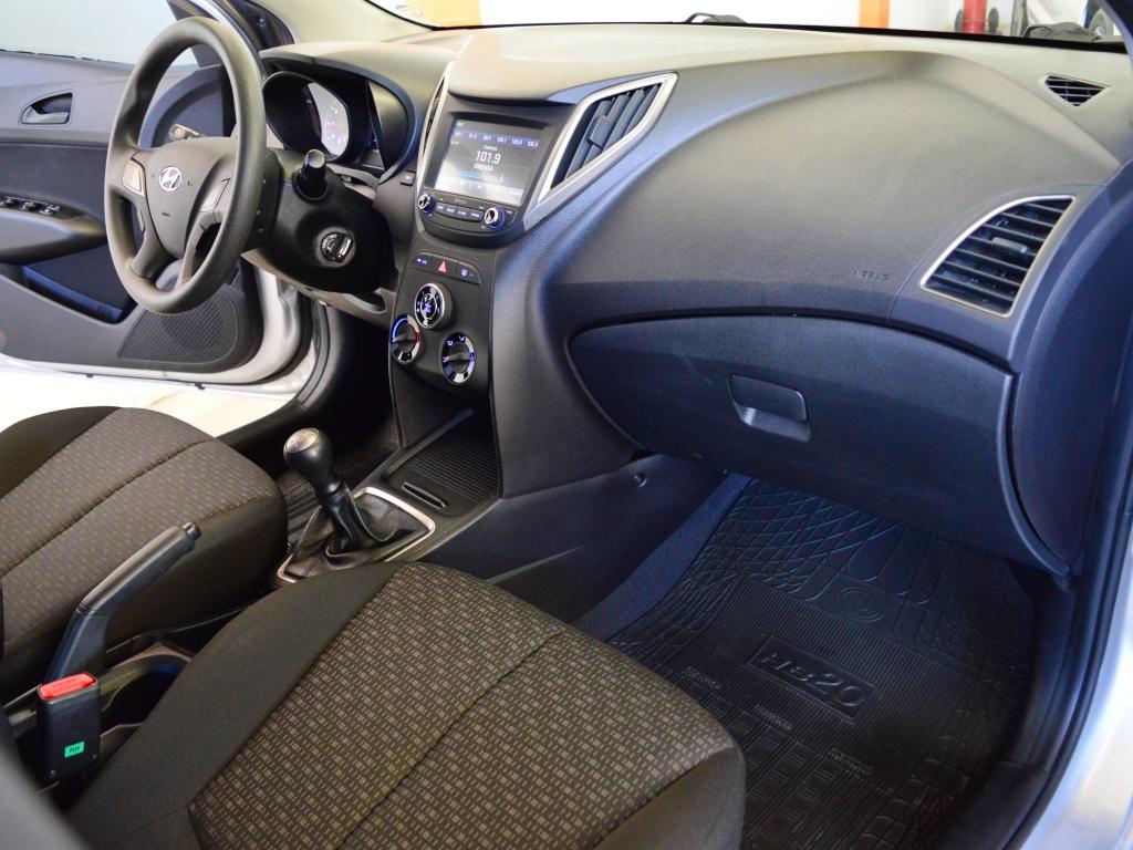 HYUNDAI HB 20 Hatch - Foto