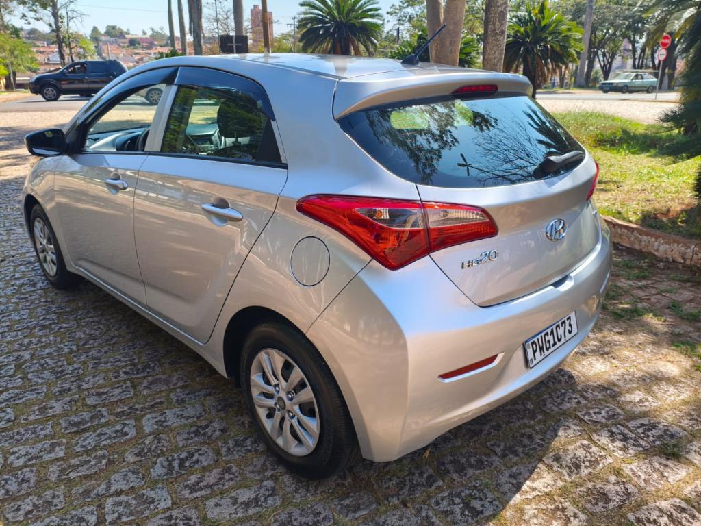 HYUNDAI HB 20 Hatch - Foto