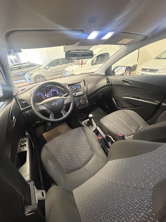 HYUNDAI HB 20 Hatch - Foto