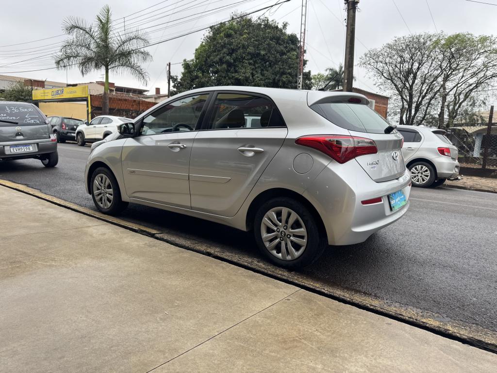 HYUNDAI HB 20 Hatch - Foto