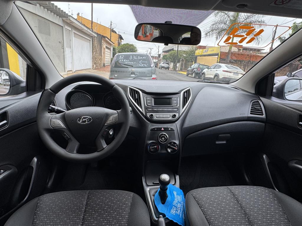HYUNDAI HB 20 Hatch - Foto