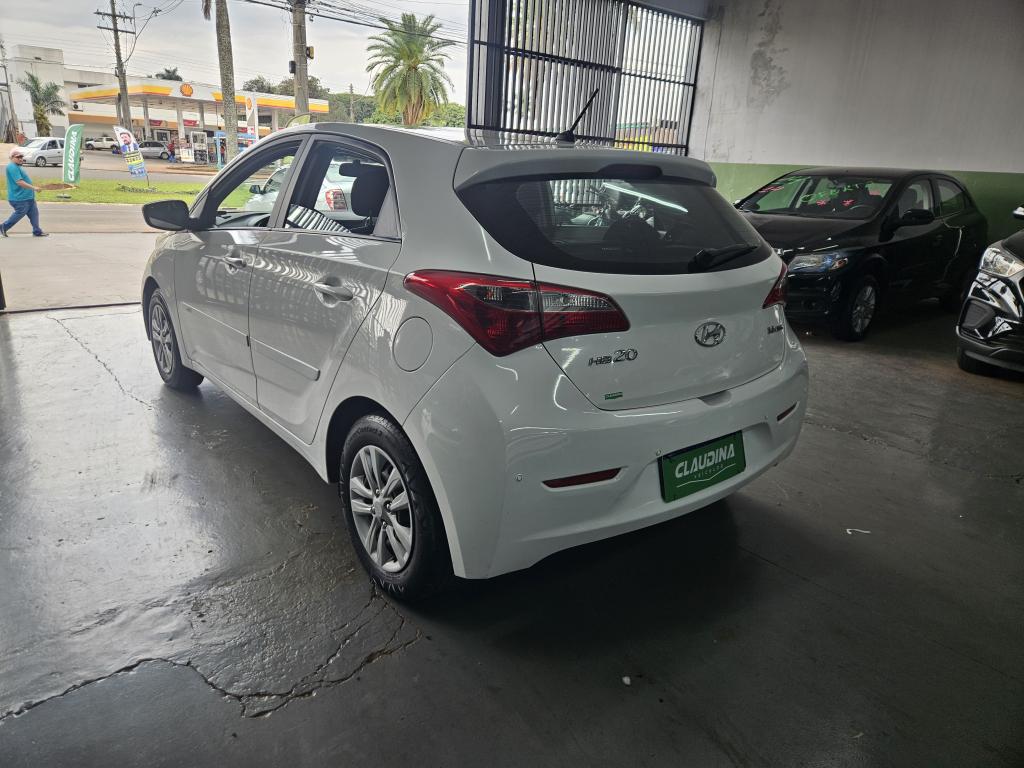 HYUNDAI HB 20 Hatch - Foto
