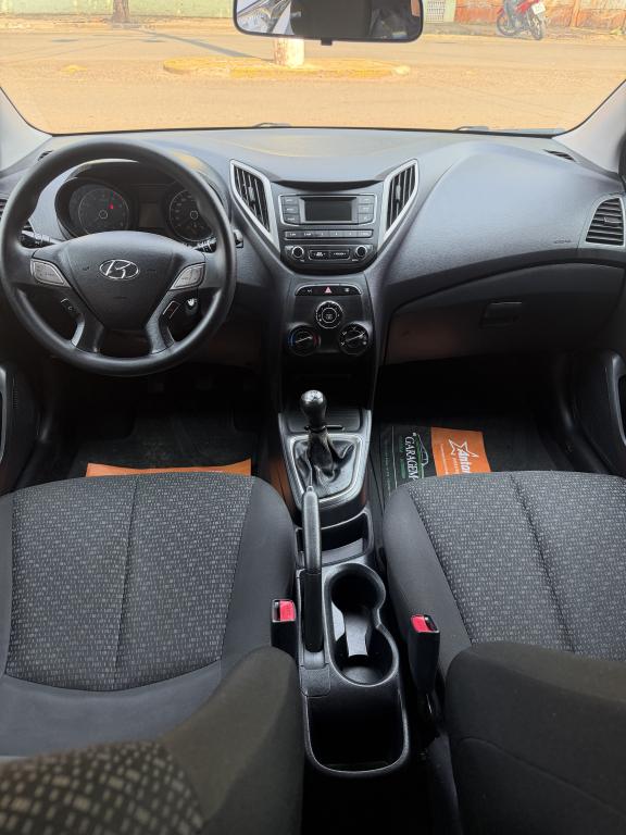 HYUNDAI HB 20 Hatch - Foto