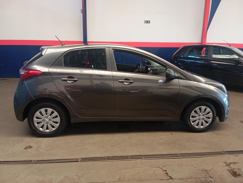 HYUNDAI HB 20 Hatch - Foto