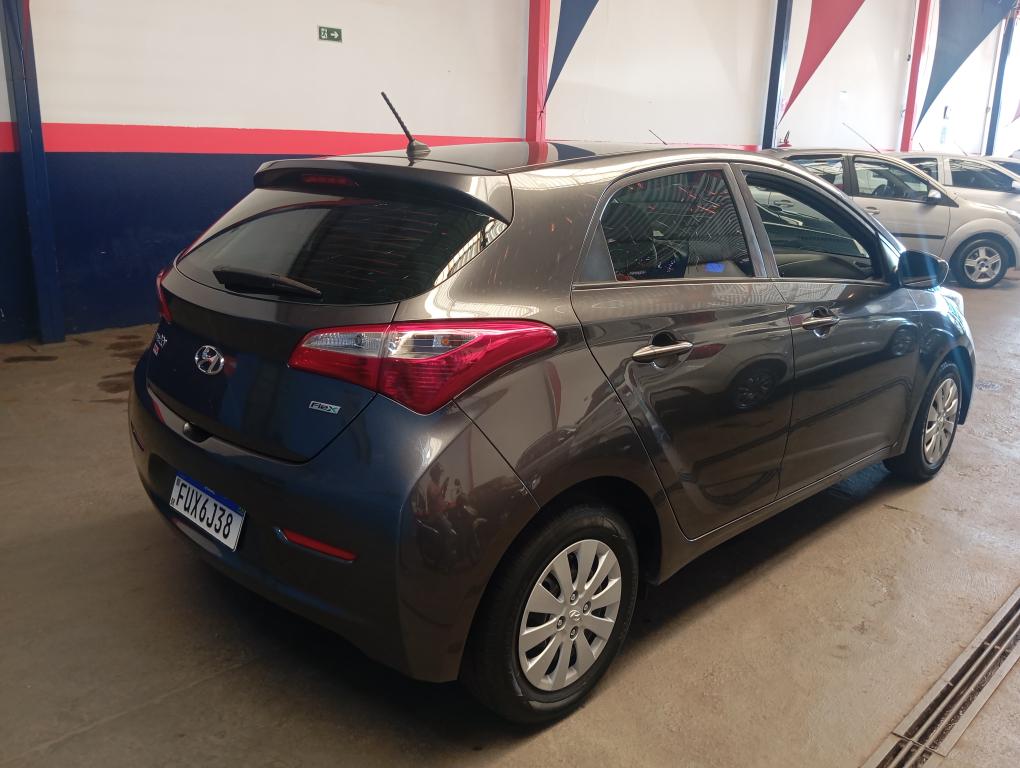 HYUNDAI HB 20 Hatch - Foto