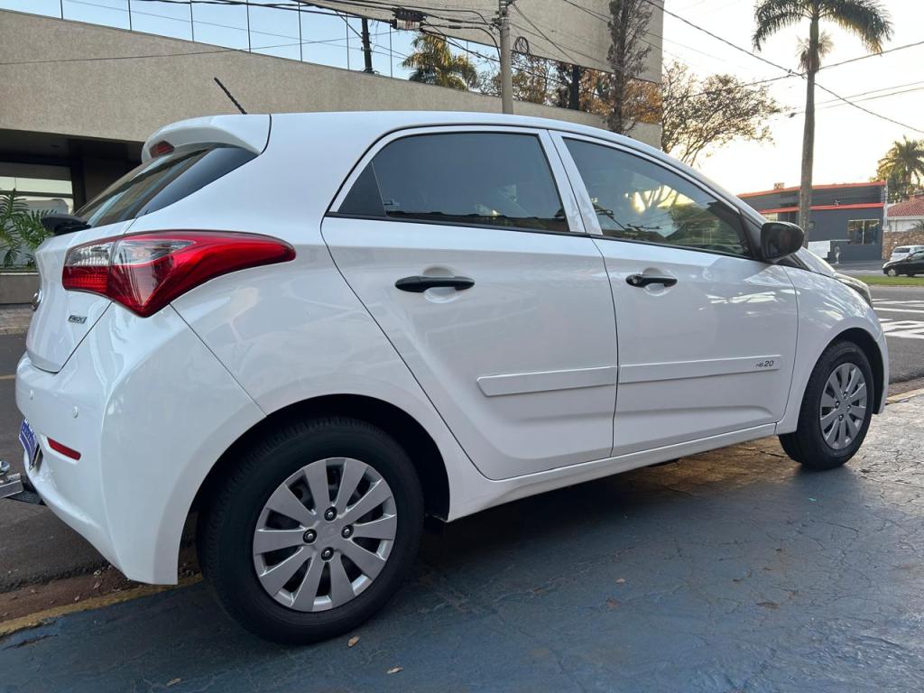 HYUNDAI HB 20 Hatch - Foto