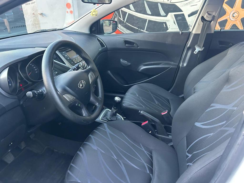 HYUNDAI HB 20 Hatch - Foto