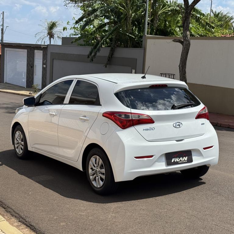 HYUNDAI HB 20 Hatch - Foto