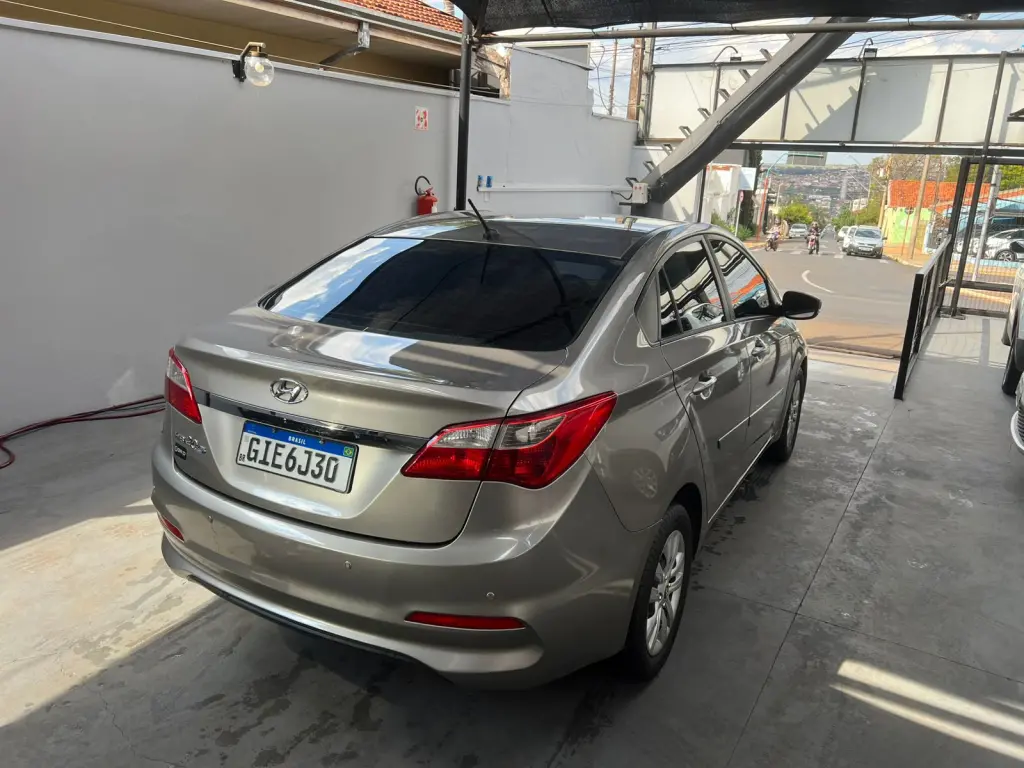 HYUNDAI HB 20 Sedan - Foto