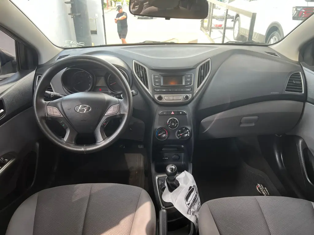 HYUNDAI HB 20 Sedan - Foto