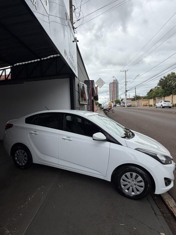 HYUNDAI HB 20 Sedan - Foto