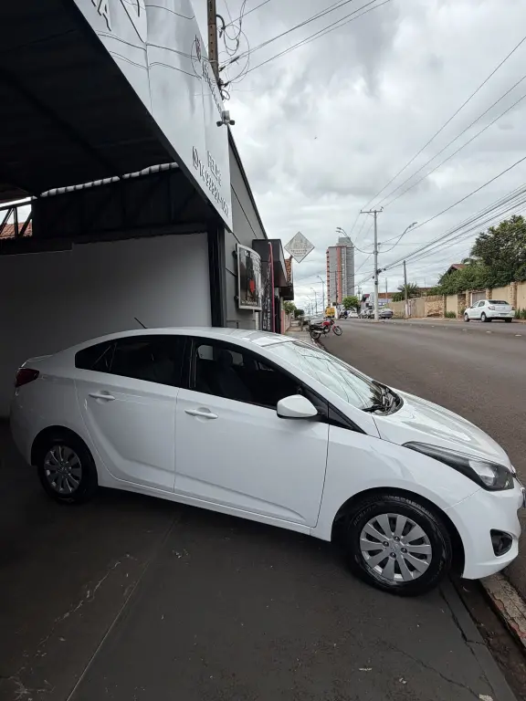 HYUNDAI HB 20 Sedan - Foto