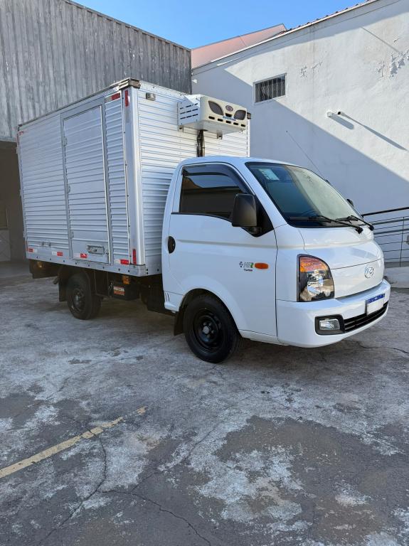HYUNDAI HR
