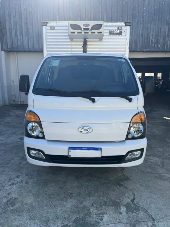 HYUNDAI HR - Foto