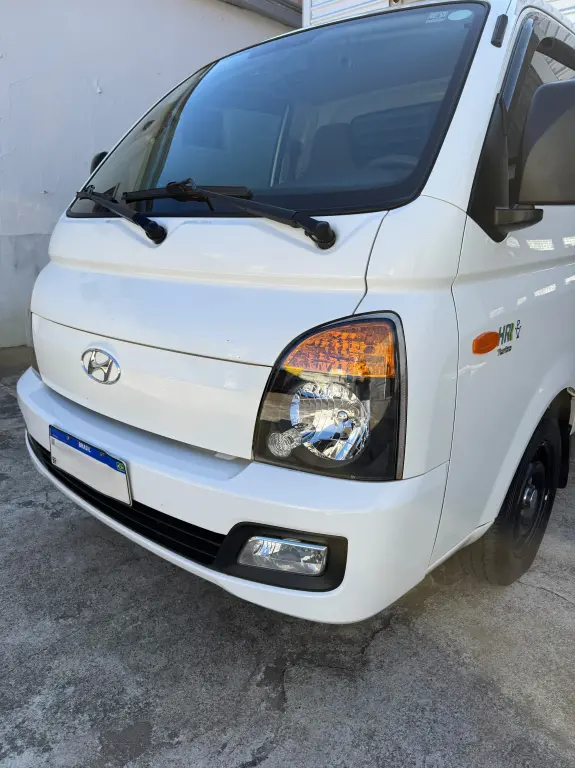 HYUNDAI HR - Foto