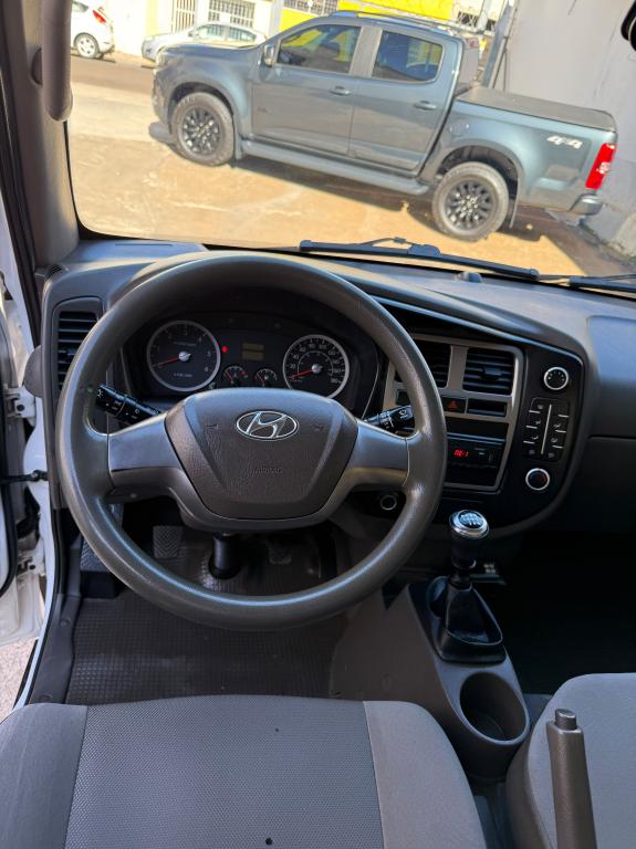 HYUNDAI HR - Foto