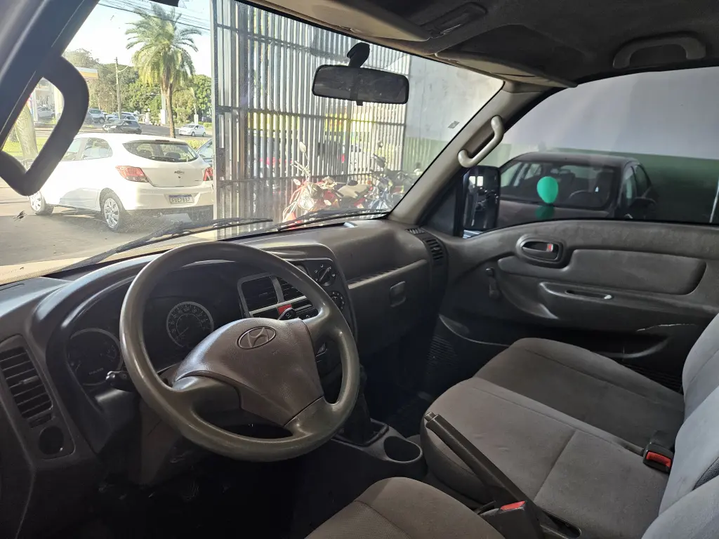 HYUNDAI HR - Foto