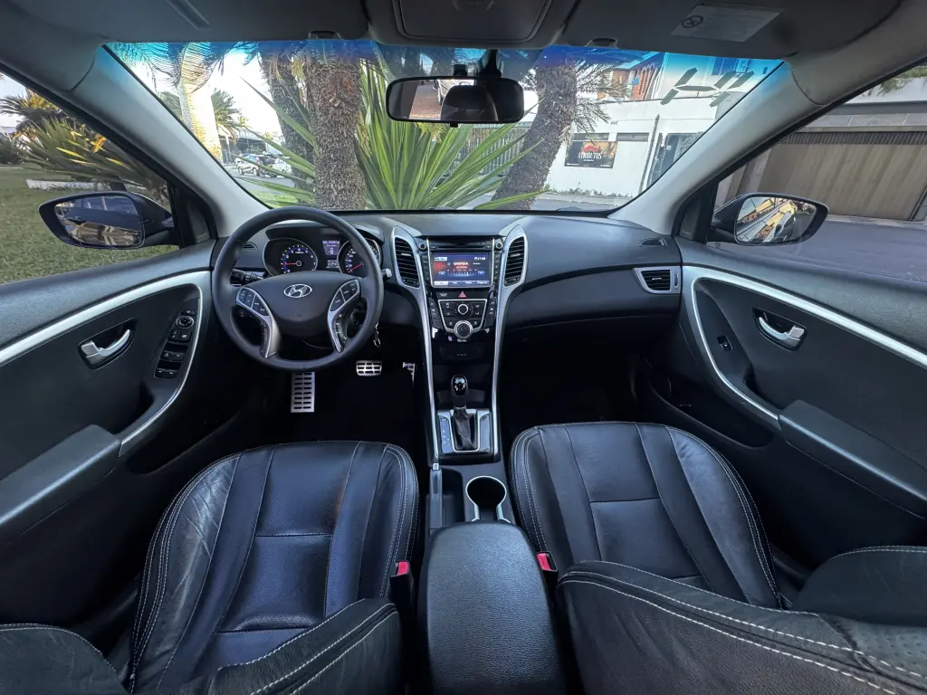 HYUNDAI I30 - Foto
