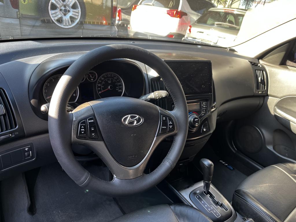HYUNDAI I30 - Foto