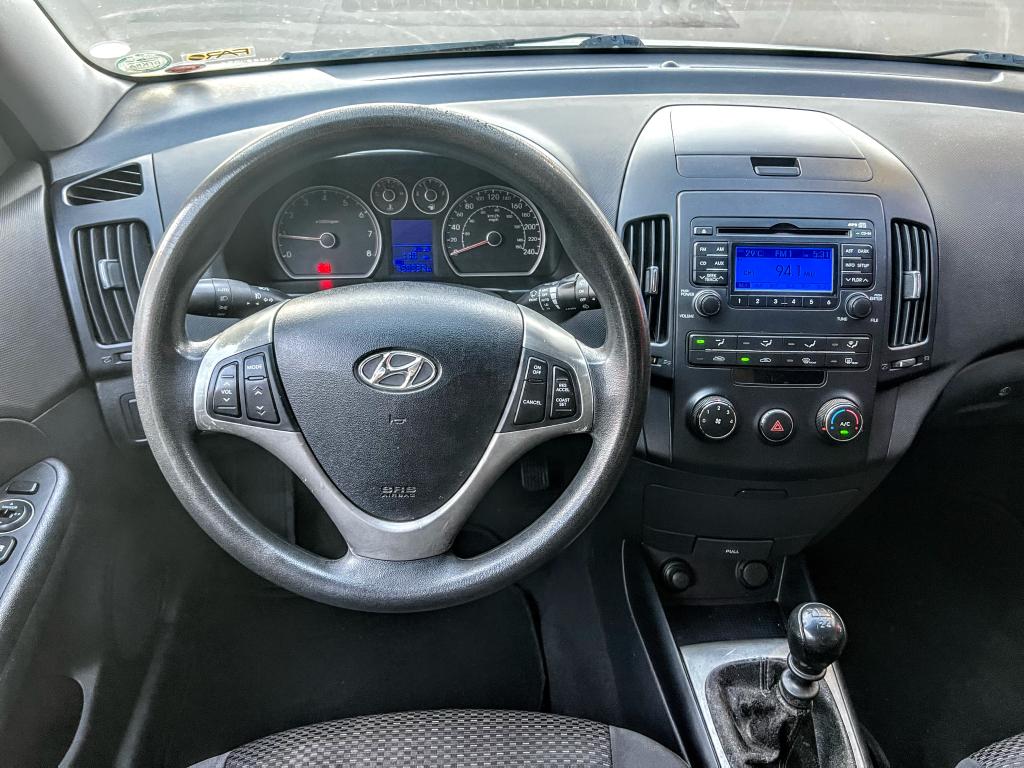 HYUNDAI I30 - Foto