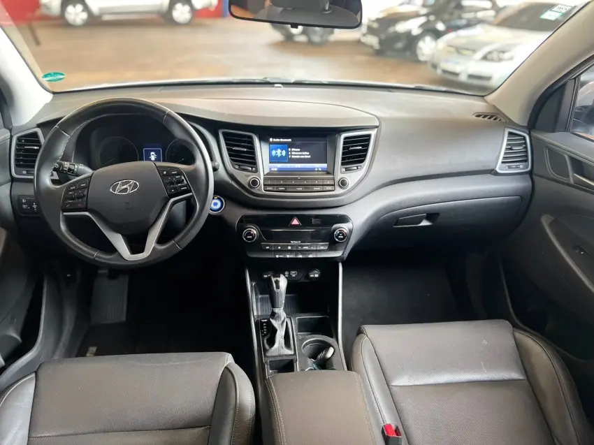HYUNDAI Tucson - Foto