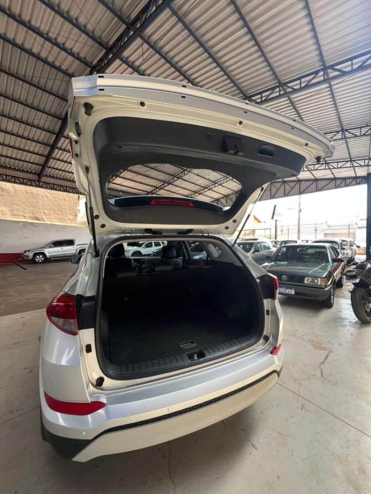 HYUNDAI Tucson - Foto