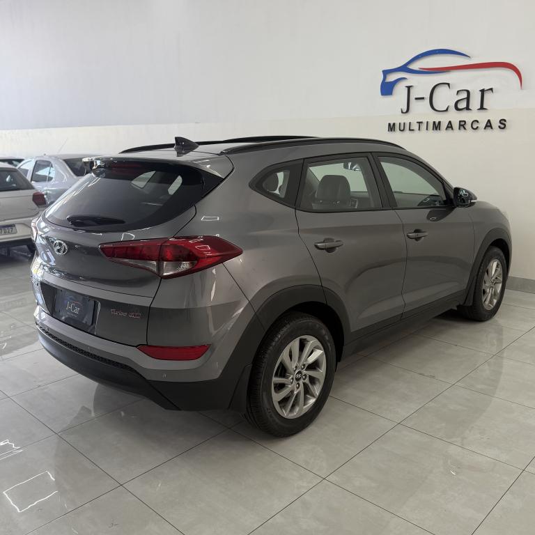 HYUNDAI Tucson - Foto