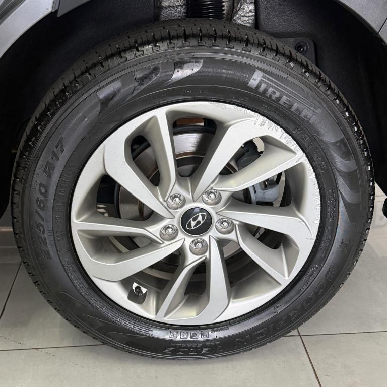 HYUNDAI Tucson - Foto