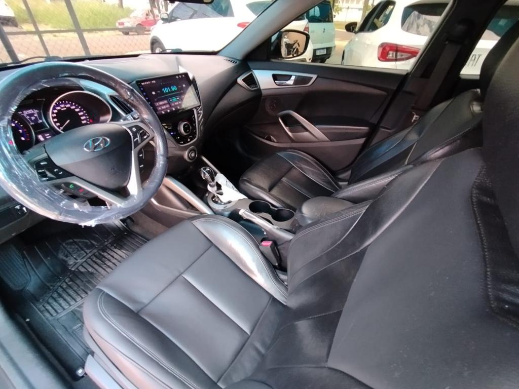 HYUNDAI Veloster - Foto