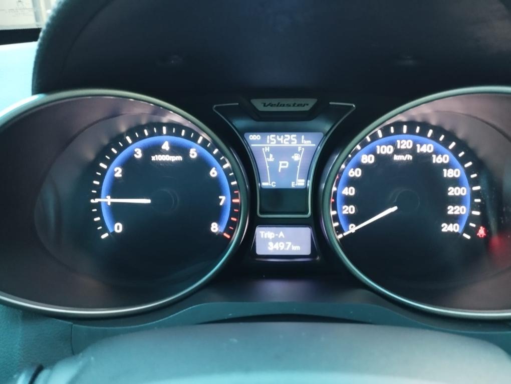 HYUNDAI Veloster - Foto