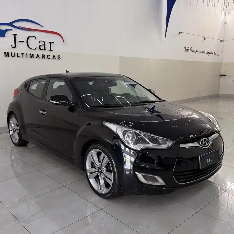 HYUNDAI Veloster