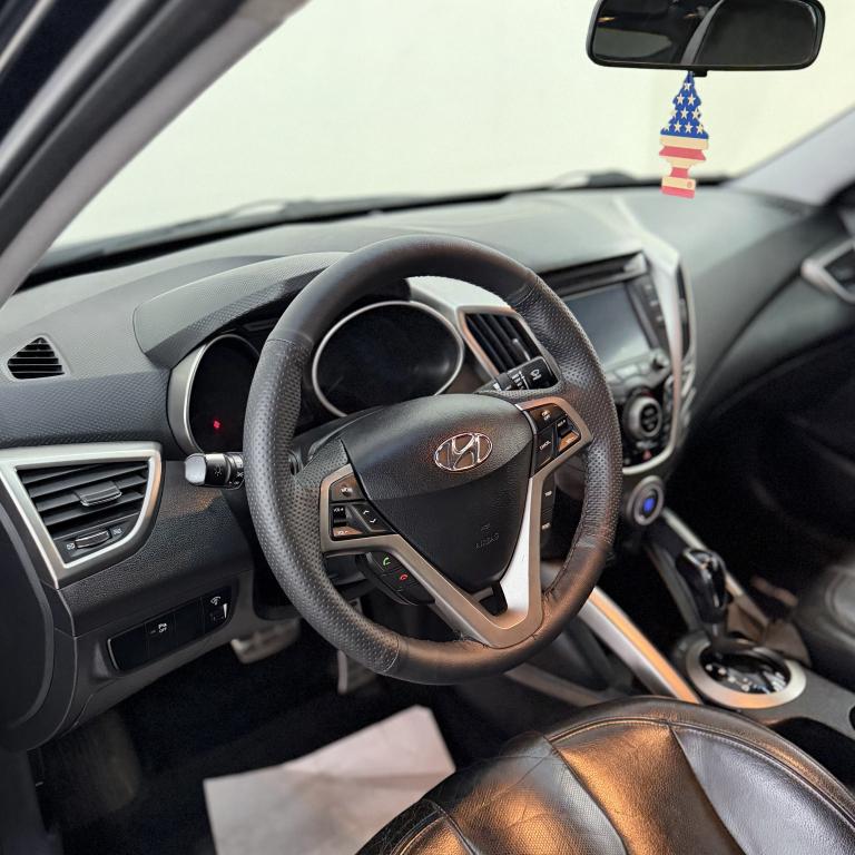 HYUNDAI Veloster - Foto
