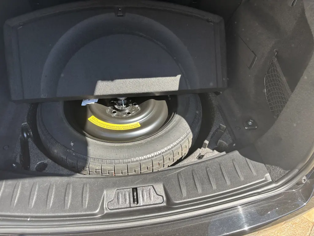 JAGUAR E-Pace - Foto