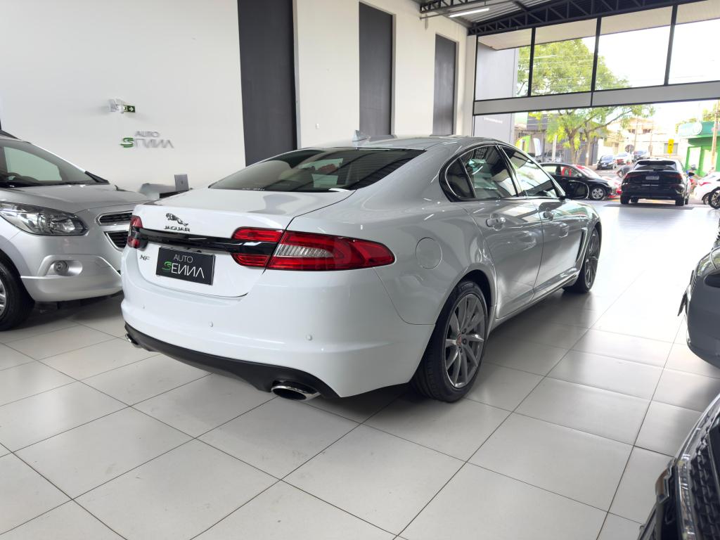 JAGUAR XF - Foto