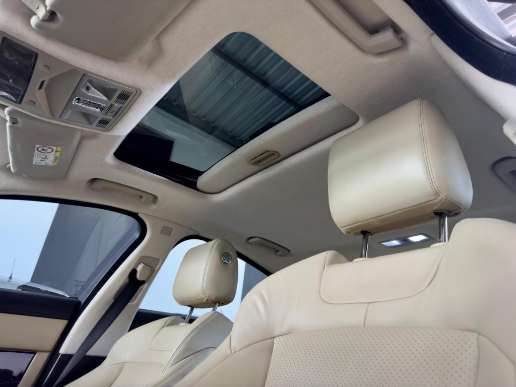 JAGUAR XF - Foto