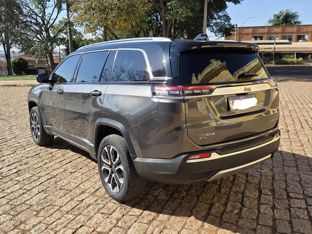 JEEP Commander - Foto