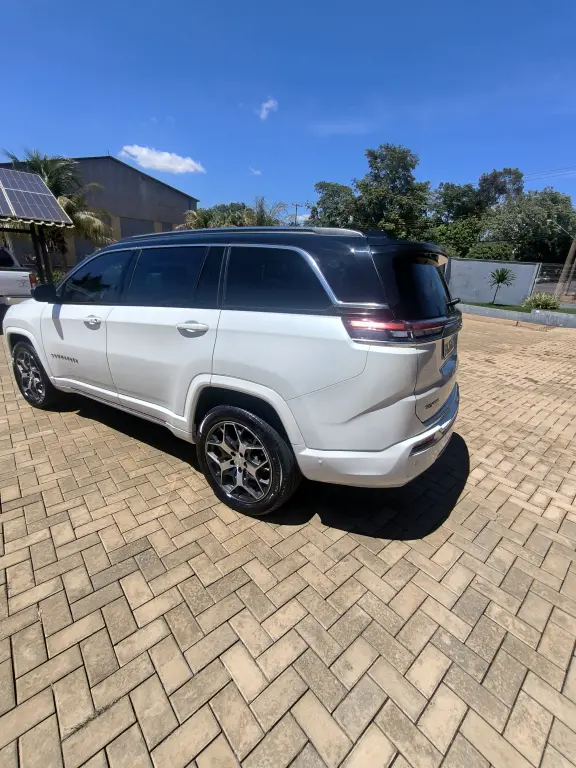 JEEP Commander - Foto