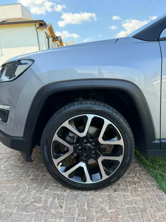 JEEP Compass - Foto