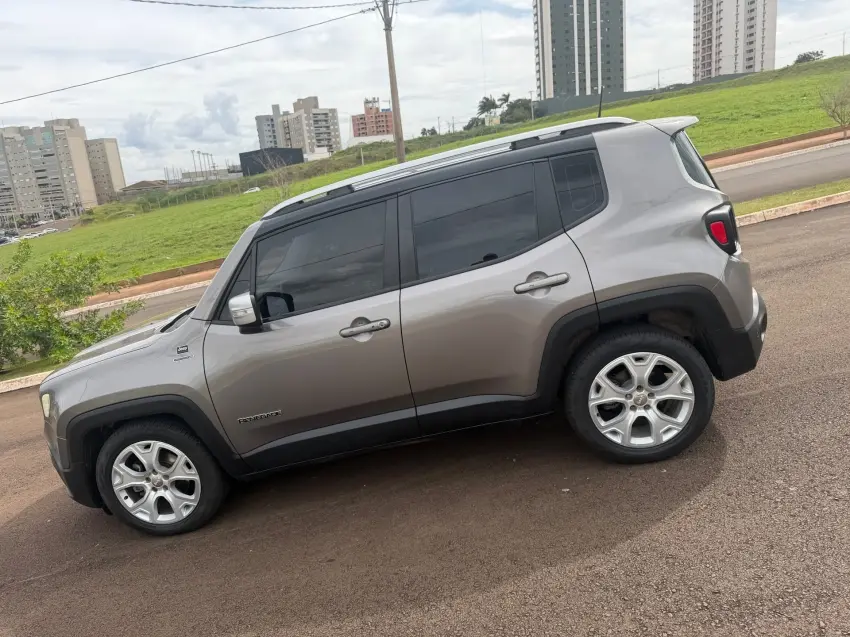 JEEP Renegade - Foto