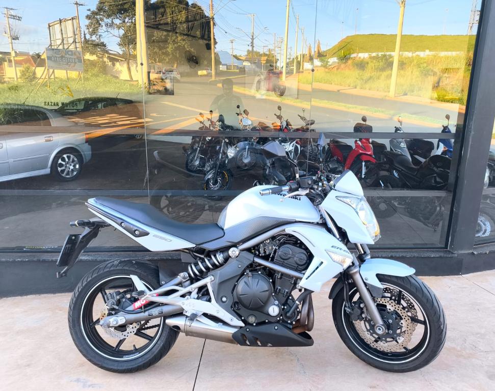 KAWASAKI ER-6N 650 - Foto