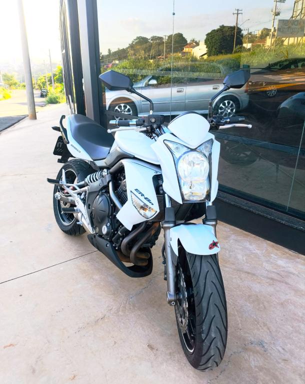 KAWASAKI ER-6N 650 - Foto