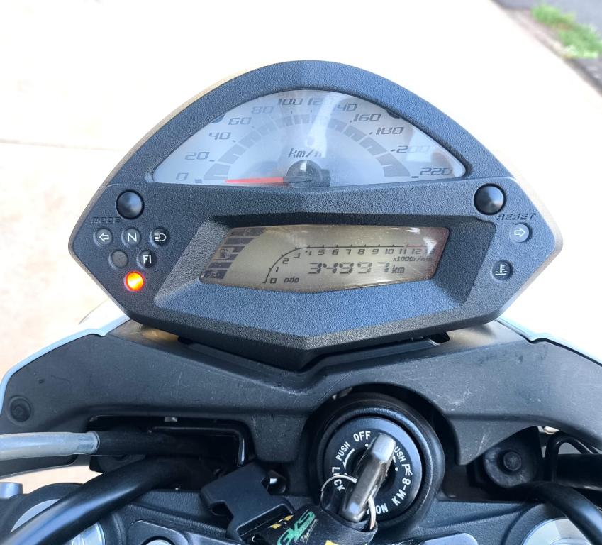 KAWASAKI ER-6N 650 - Foto