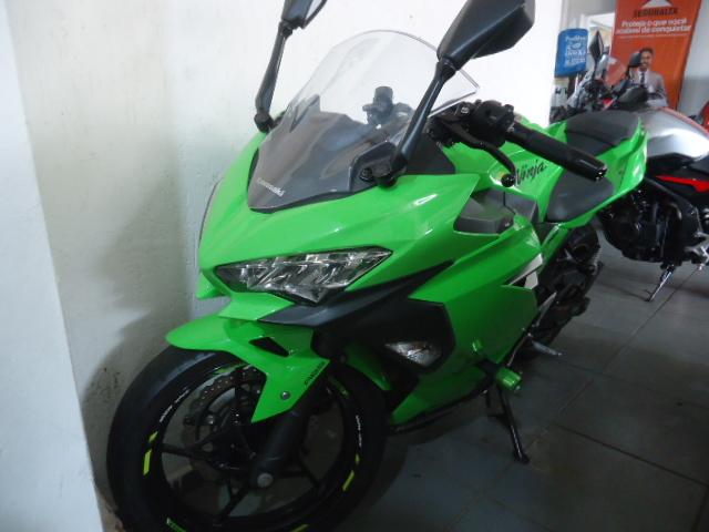KAWASAKI Ninja 400