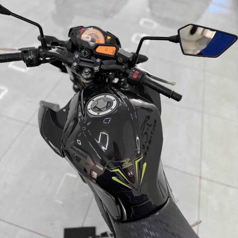KAWASAKI Z 300 - Foto