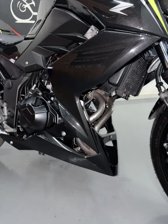 KAWASAKI Z 300 - Foto