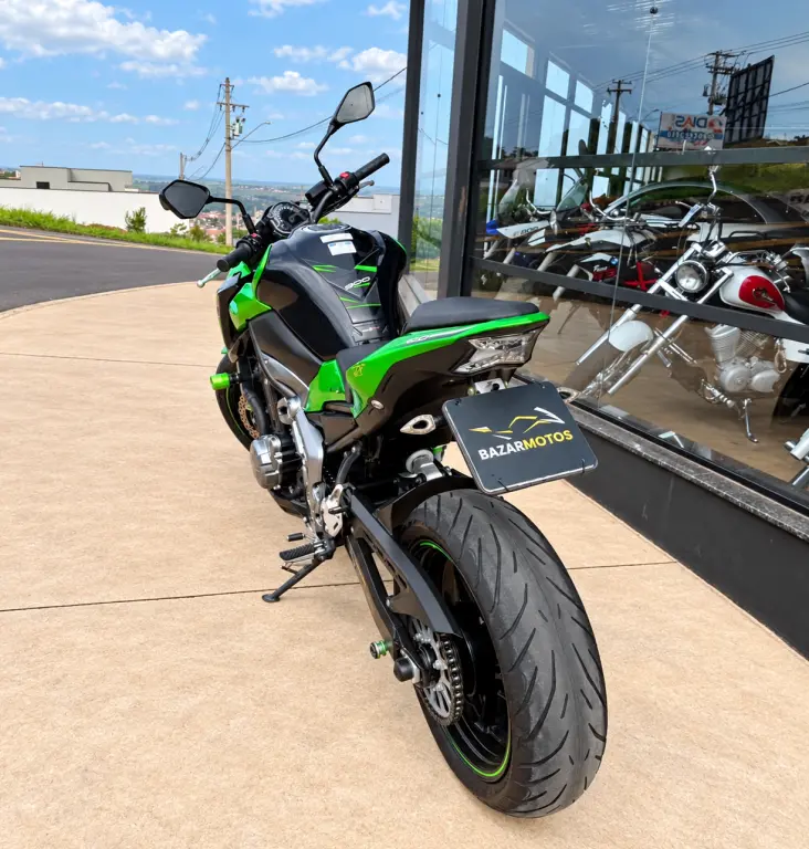 KAWASAKI Z 900 - Foto
