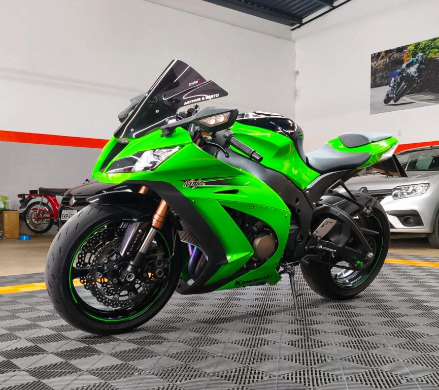KAWASAKI ZX 10 R - Foto