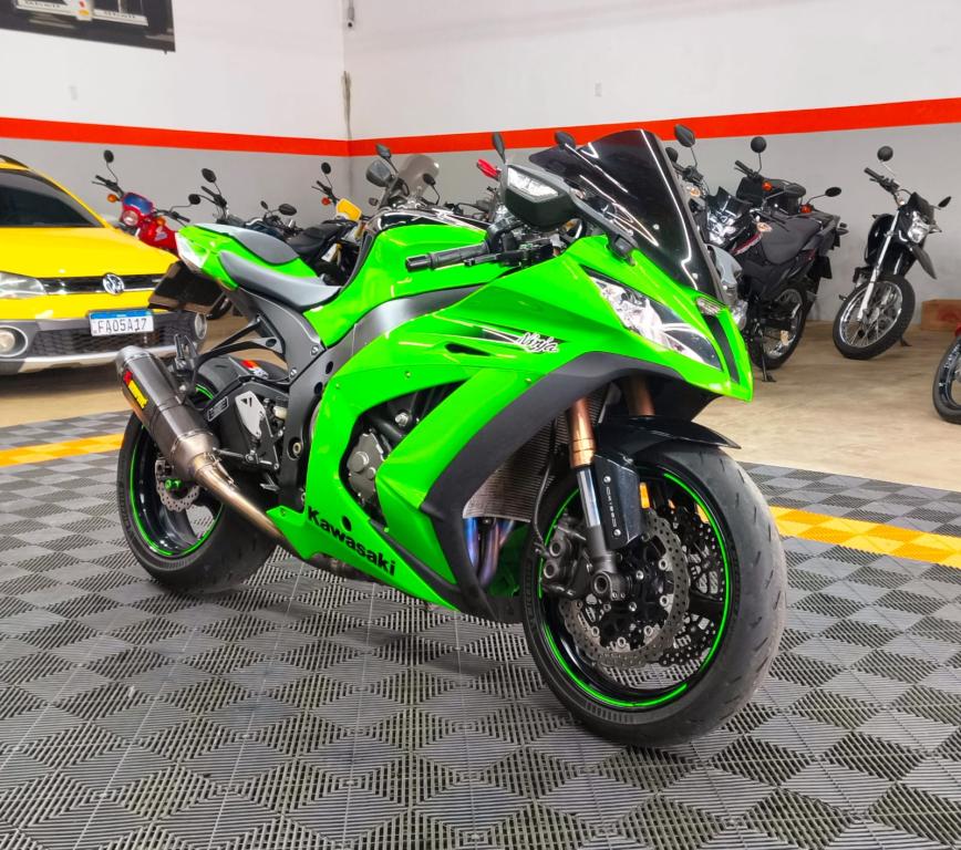 KAWASAKI ZX 10 R - Foto